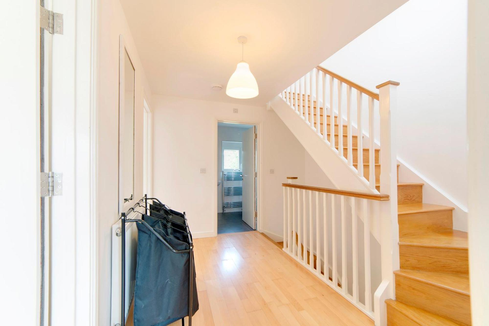 Pass The Keys 49 Byron Square Modern And Spacious 3 Bed Home With Free Parking เคมบริดจ์ ภายนอก รูปภาพ