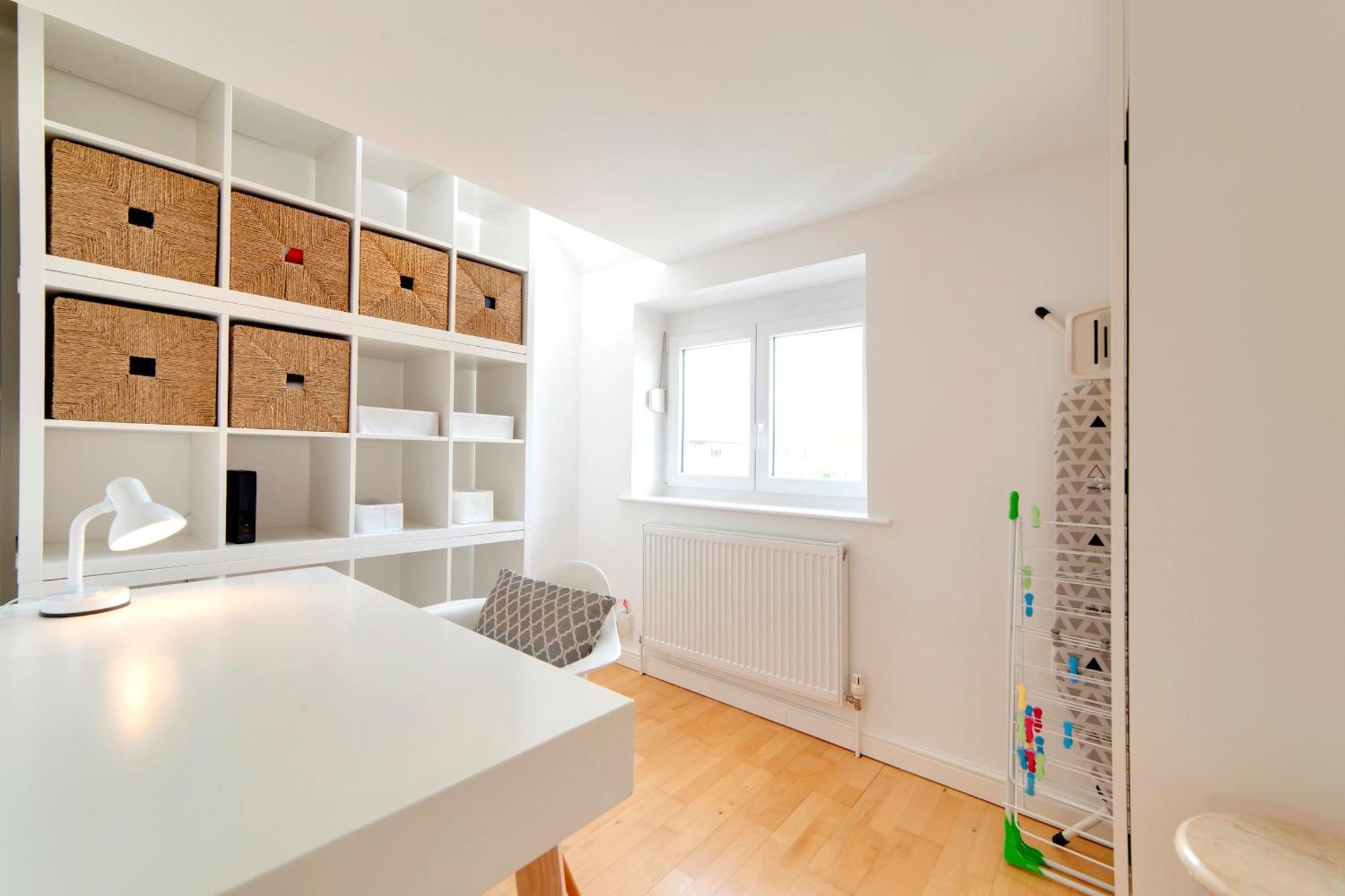 Pass The Keys 49 Byron Square Modern And Spacious 3 Bed Home With Free Parking เคมบริดจ์ ภายนอก รูปภาพ