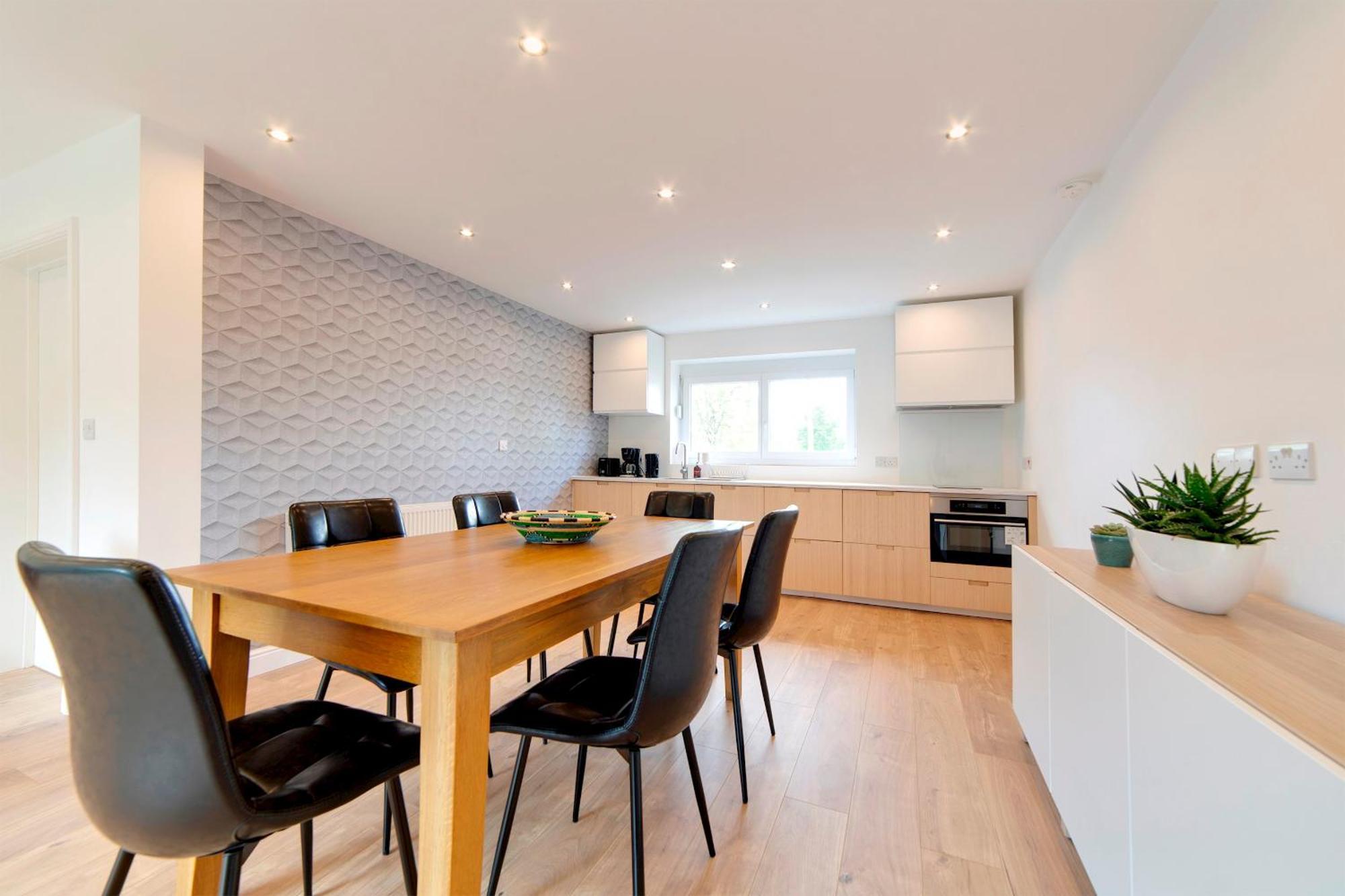 Pass The Keys 49 Byron Square Modern And Spacious 3 Bed Home With Free Parking เคมบริดจ์ ภายนอก รูปภาพ
